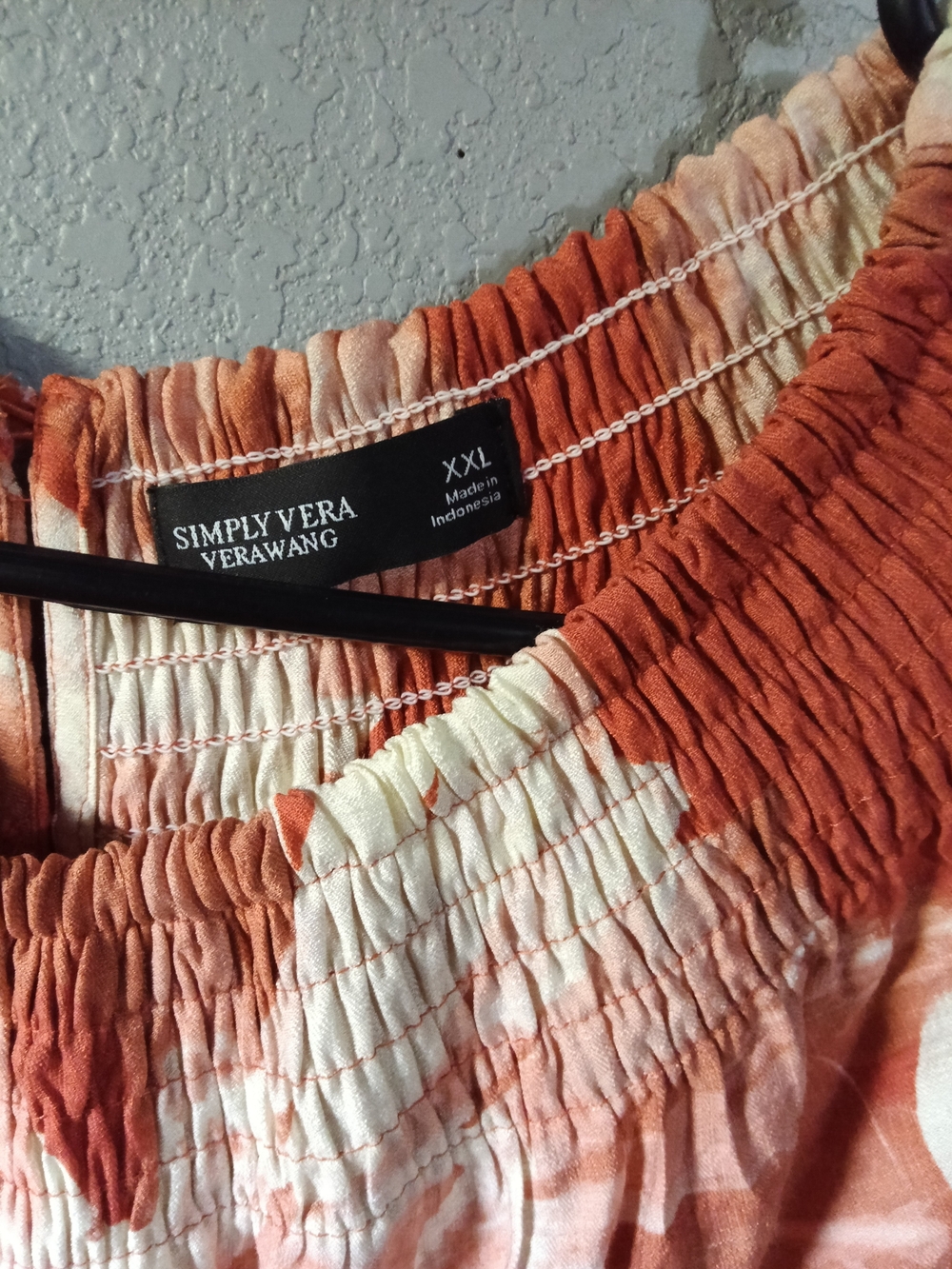 Simply Vera Vera Wang Coral and Cream Tie-Dye Top